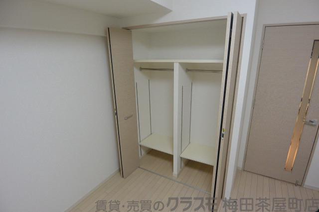 13/30 収納