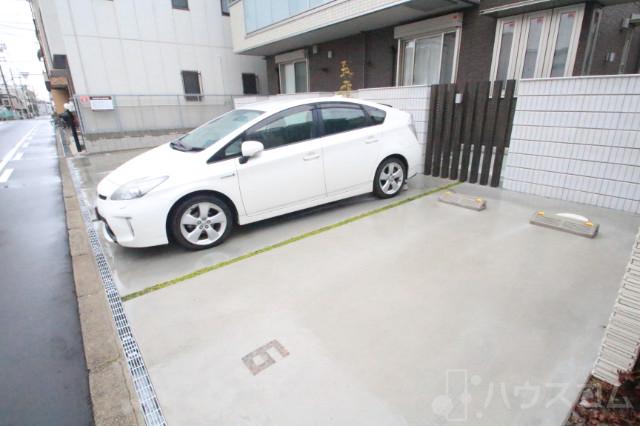 3/5 駐車場