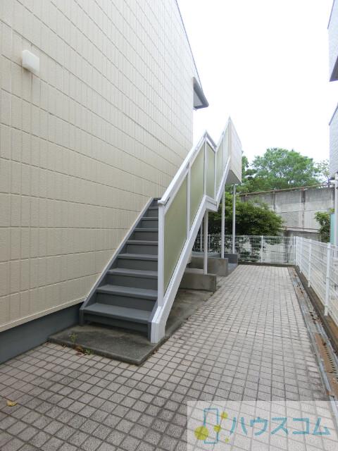 26/30 エントランス