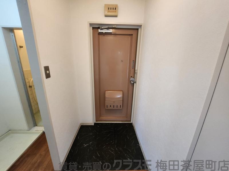 14/30 玄関