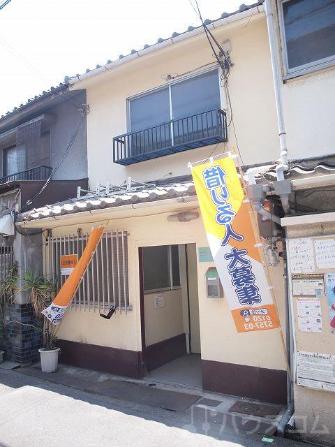2/30 外観