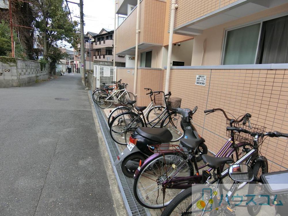 3/7 駐車場