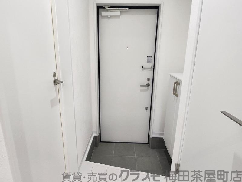 14/30 玄関