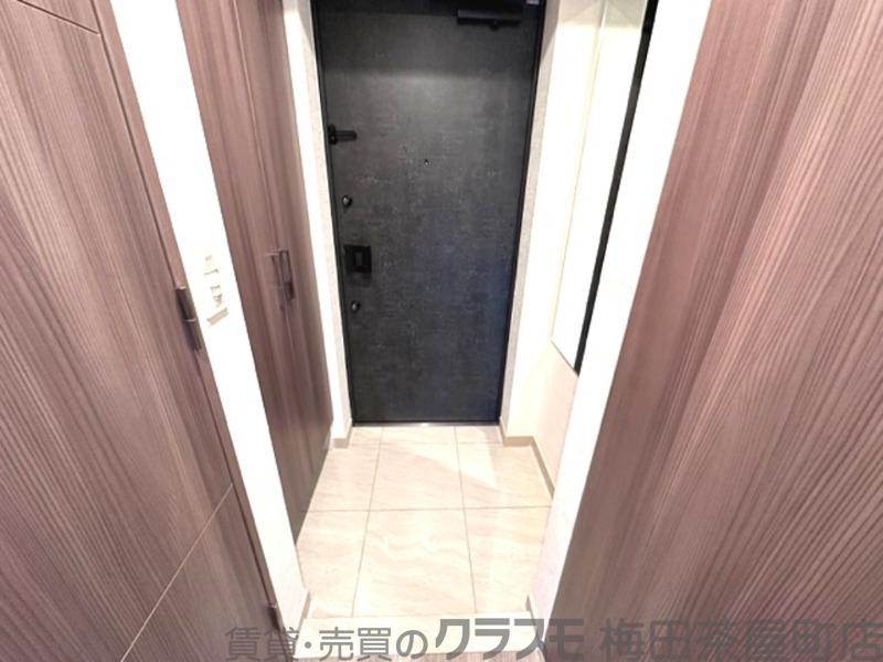 14/30 玄関