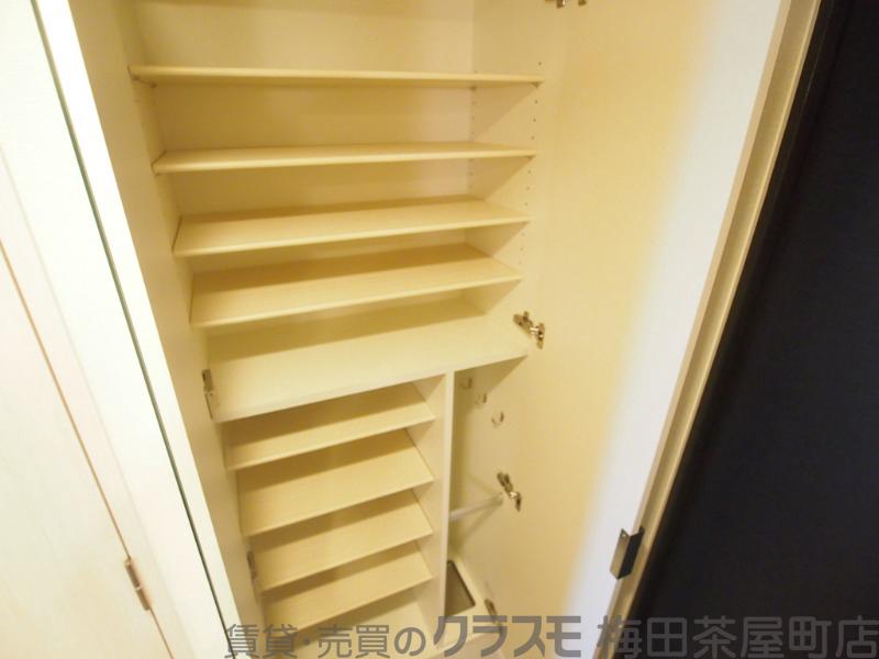 13/30 室内