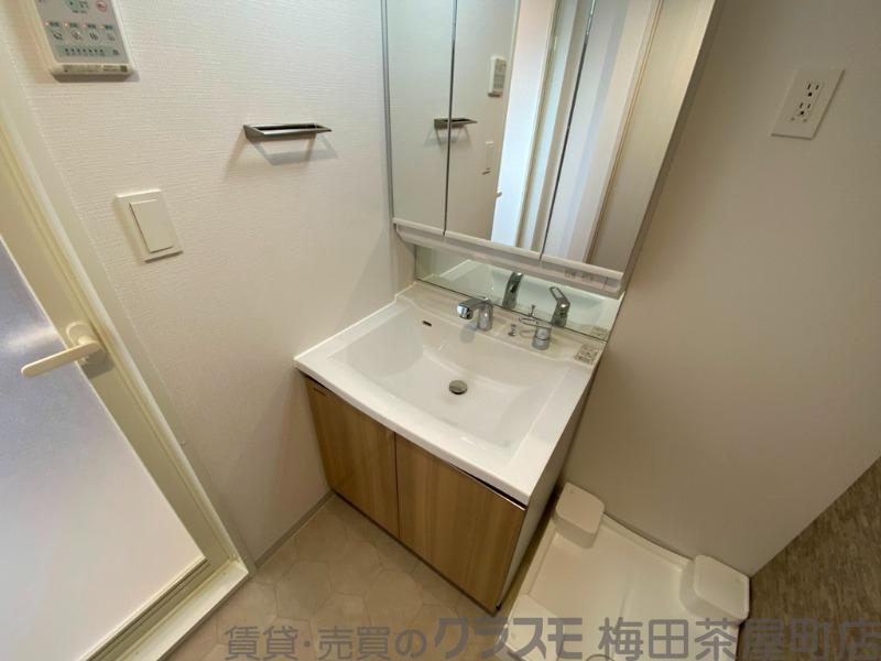 19/30 洗面