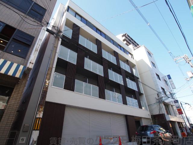 2/4 外観