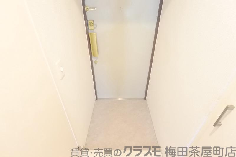 16/30 玄関