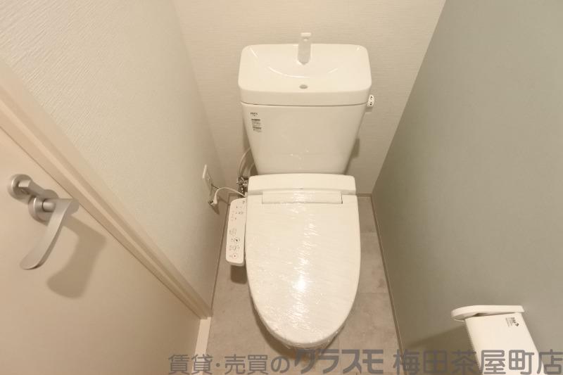 20/30 トイレ