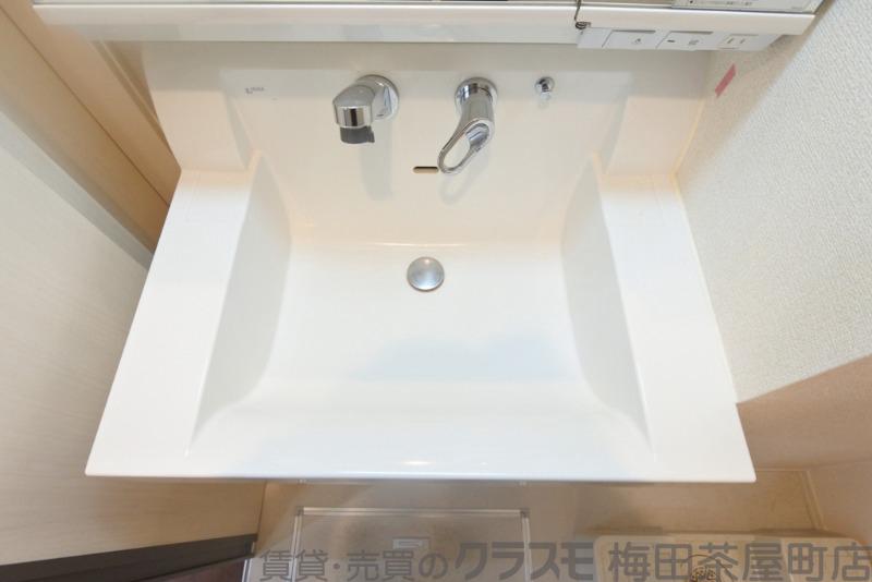 24/30 洗面