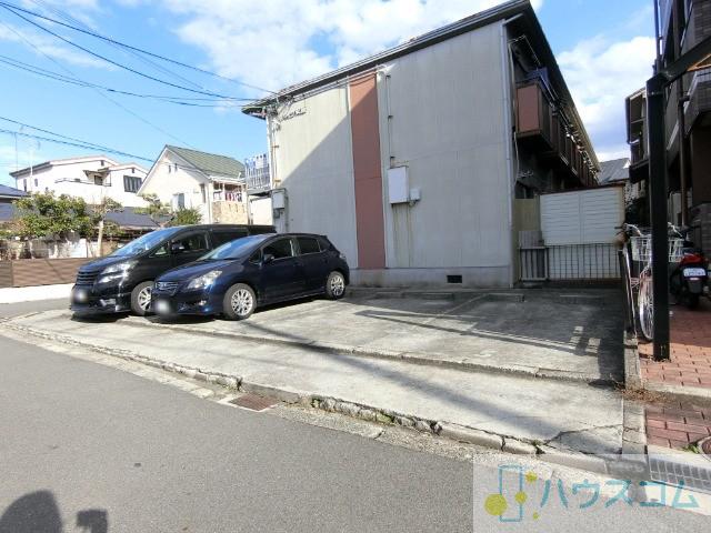 4/7 駐車場