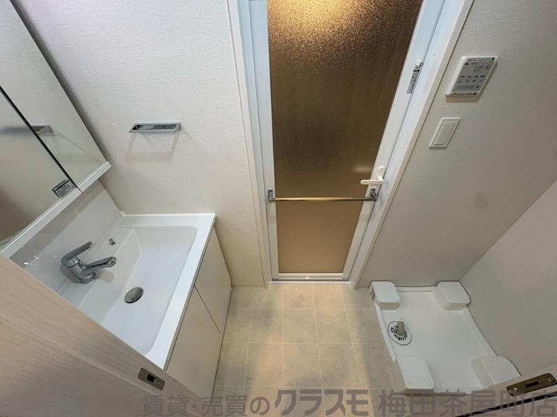 13/30 室内