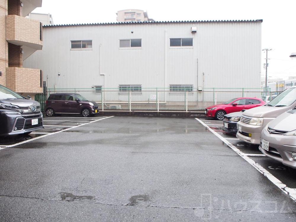 4/8 駐車場
