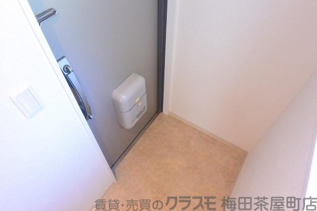 14/30 玄関