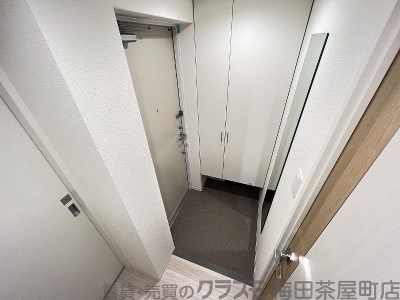 14/30 玄関