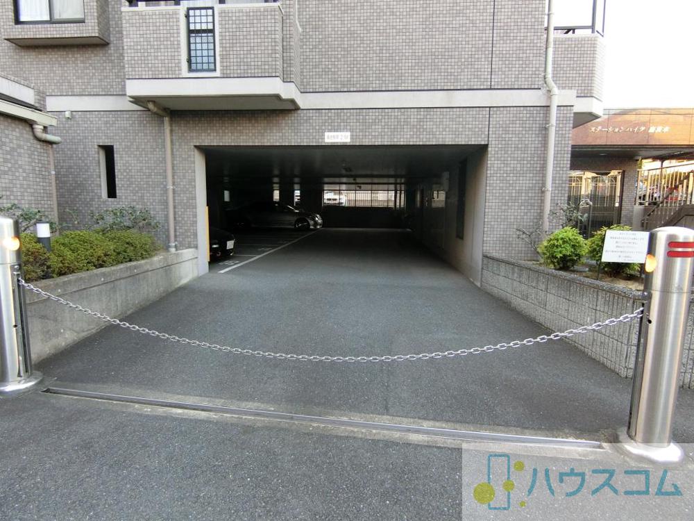 26/30 駐車場