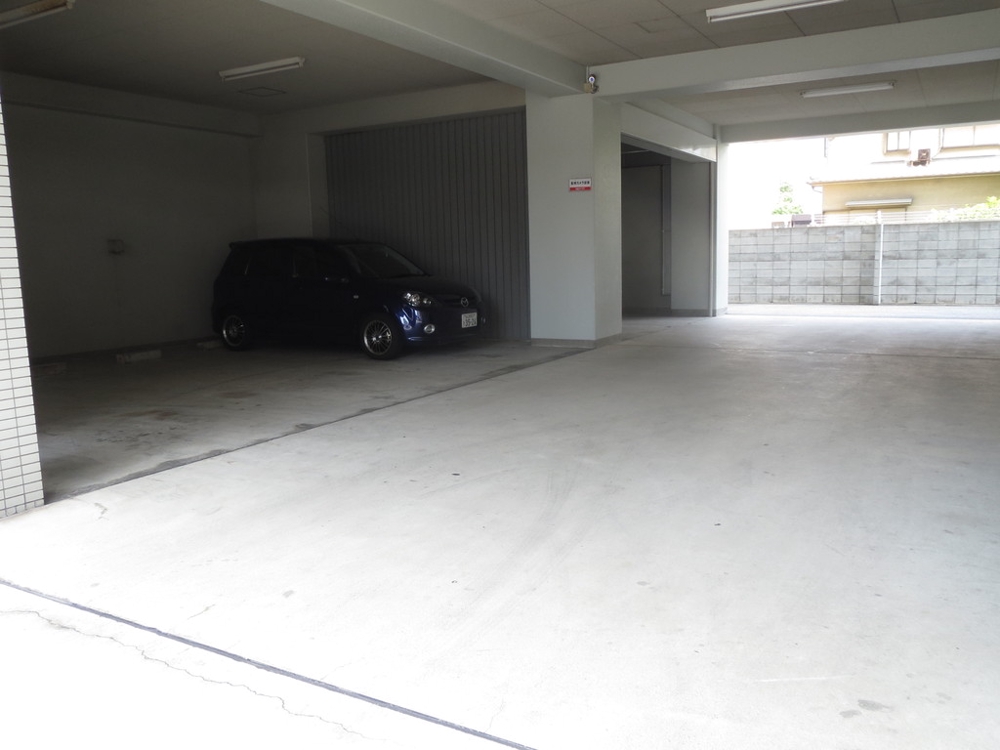 29/30 駐車場
