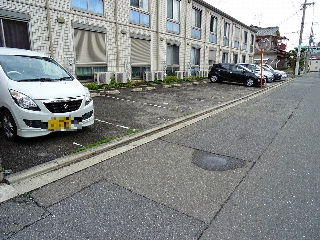 29/30 駐車場