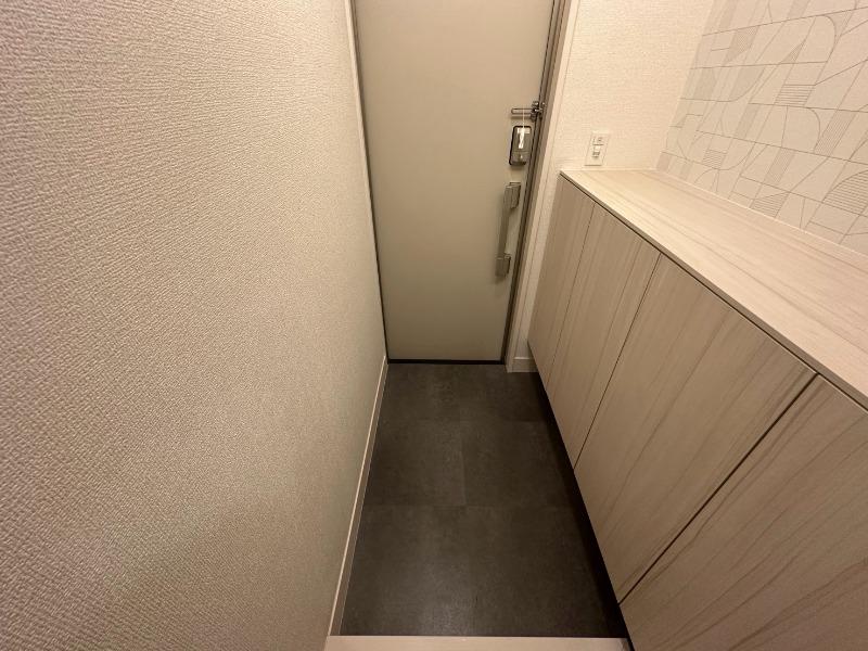 13/29 玄関