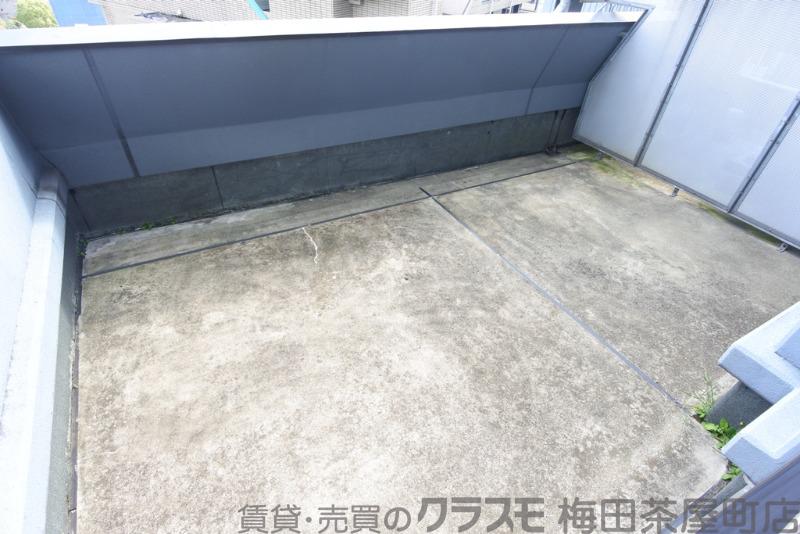 21/30 バルコニー