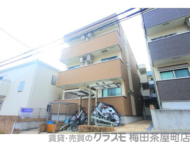 2/30 外観