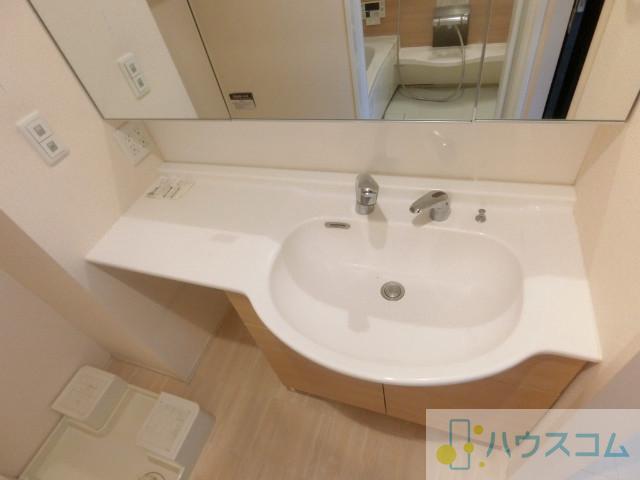 14/30 洗面