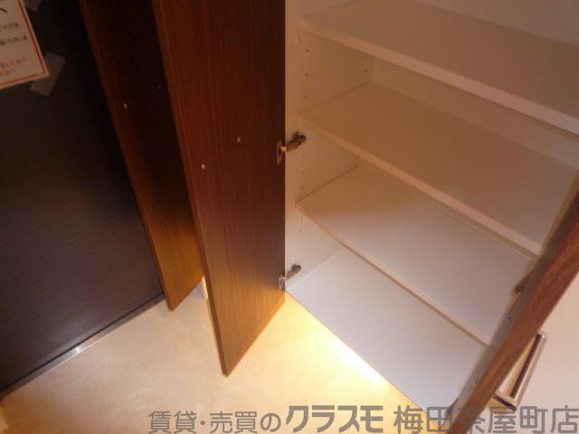 13/30 収納