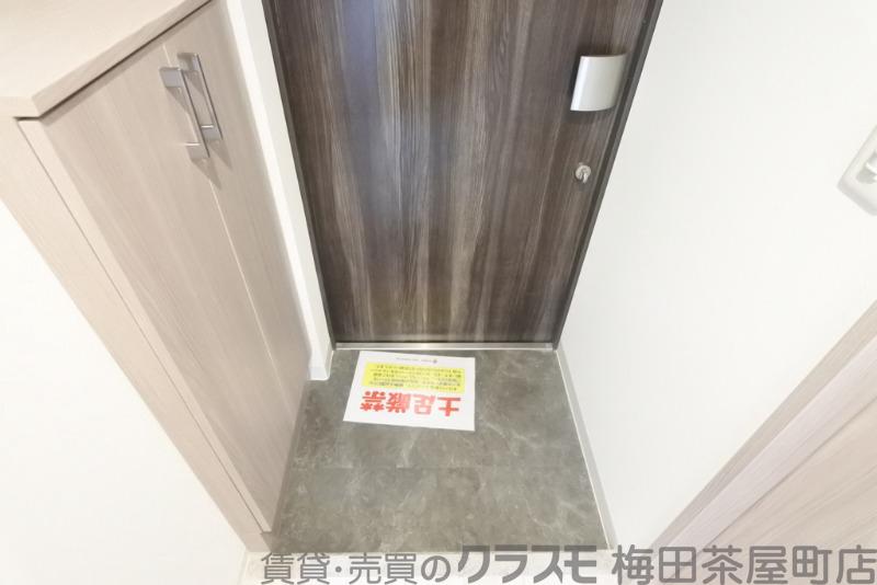 17/30 玄関