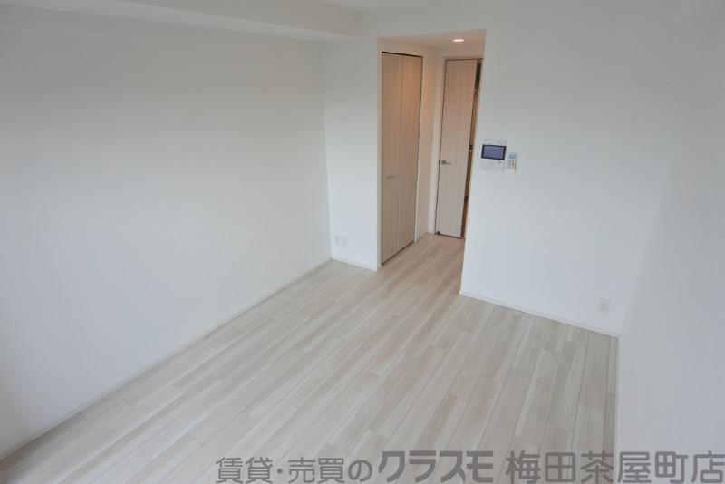 14/30 寝室