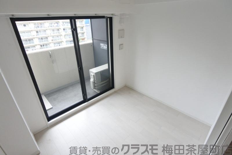 14/30 寝室