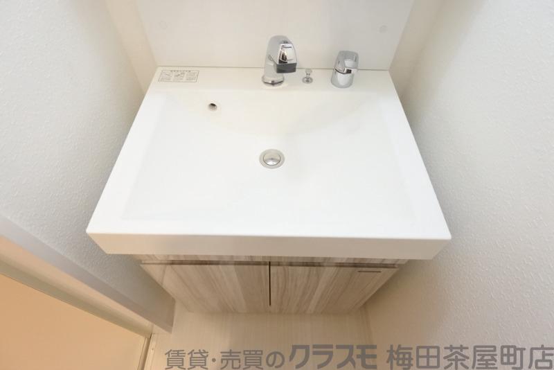 21/30 洗面