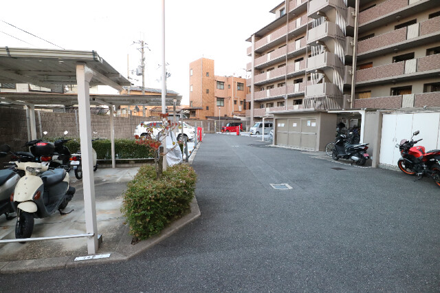 26/29 駐車場