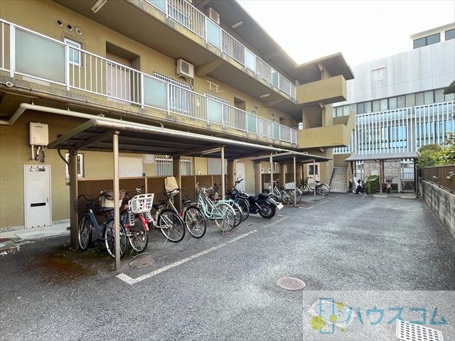 4/7 駐車場