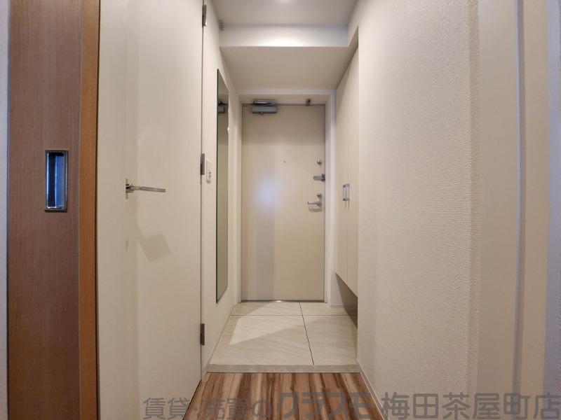 18/30 玄関