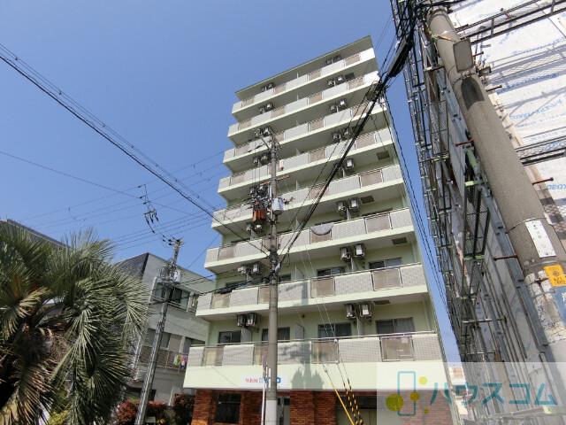 26/30 エントランス