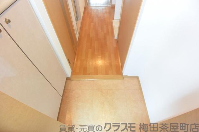 14/30 玄関
