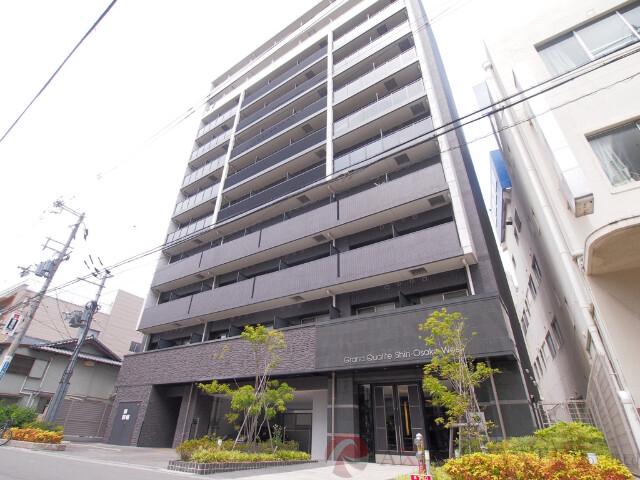 2/4 外観