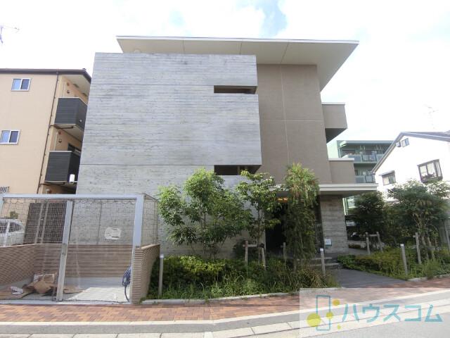 2/30 外観