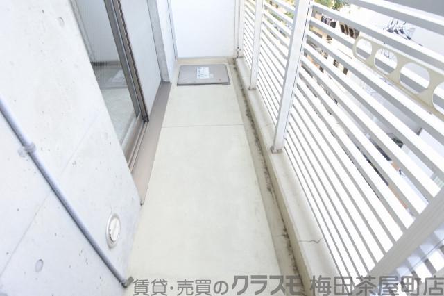 21/30 バルコニー