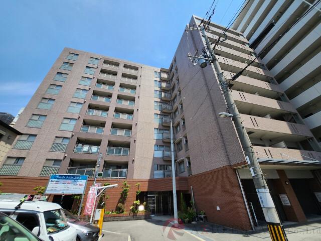 2/30 外観