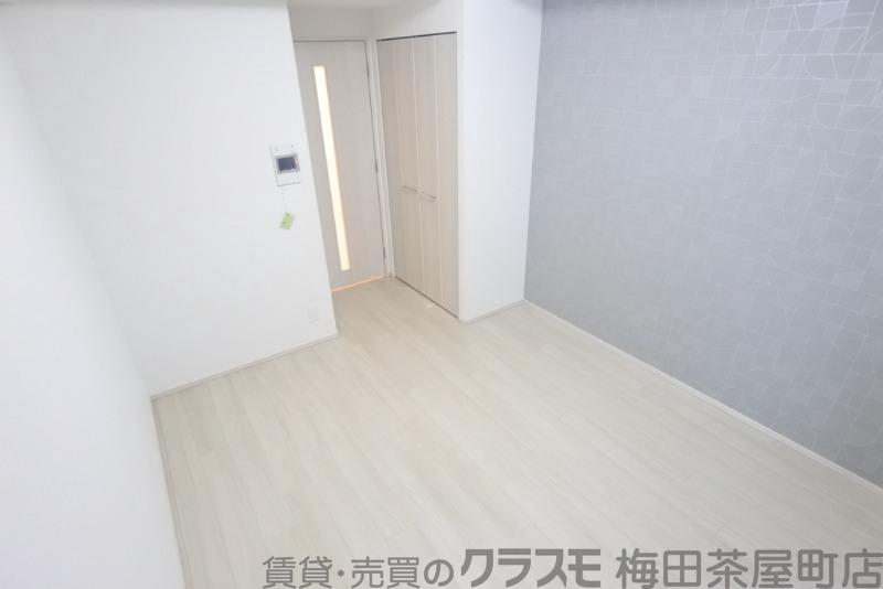17/30 寝室