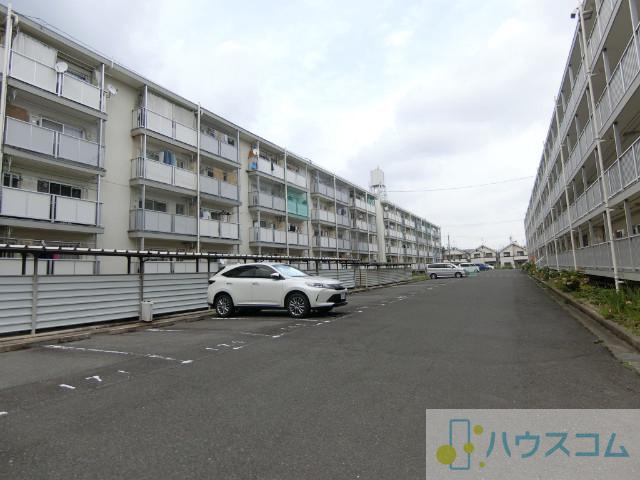 26/30 駐車場