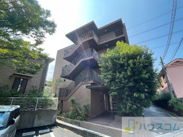 2/30 外観