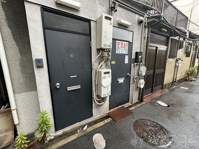 20/30 エントランス