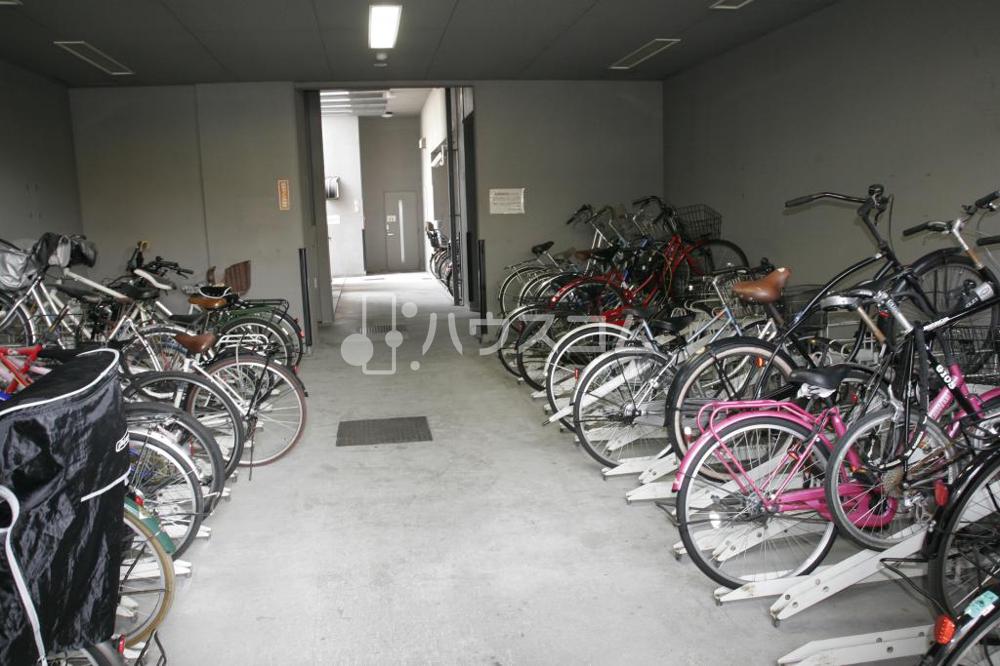 14/25 駐車場