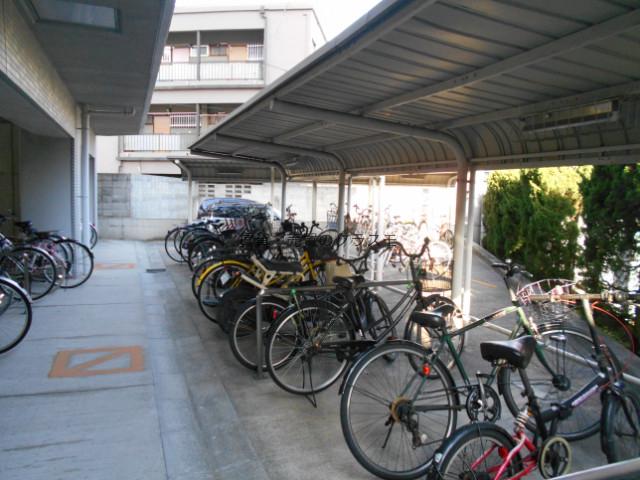 18/29 駐車場