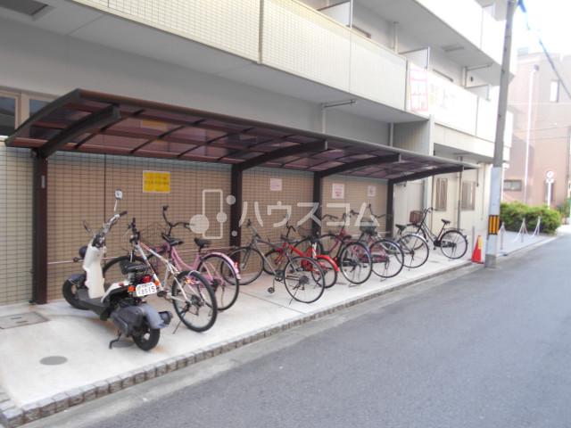 16/23 駐車場