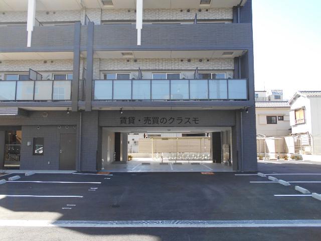 17/30 駐車場