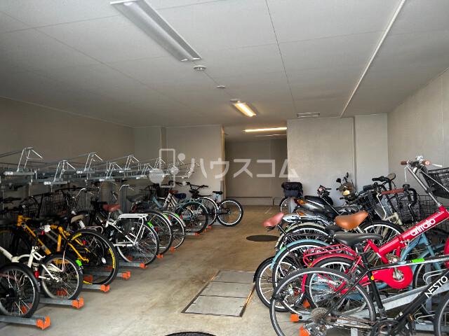 16/28 駐車場