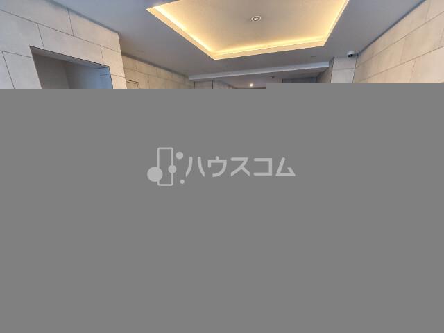 16/27 エントランス